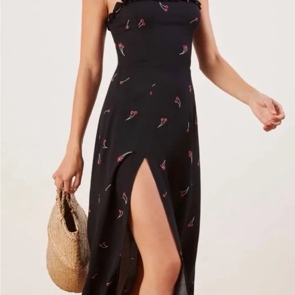 Reformation Arielle Cherry Dress - Picture 2 of 13